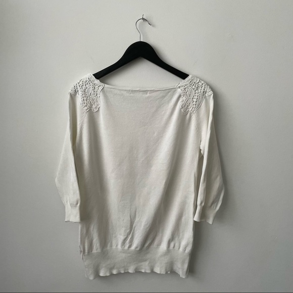 White Lace V Detail 3/4 Sleeve Boat Neck Knit Sweater - Picture 3 of 6